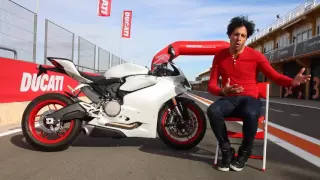 Ducati 959 Panigale Fist Ride Test Review 2016