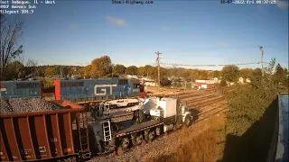 WB L586 Local at East Dubuque, IL on October 7, 2022 #steelhighway