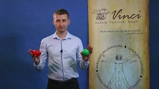Trening żonglowania  dwie piłki