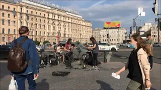 ISTREETBAND(6).   Уличные музыканты на Площади Восстания. Санкт Петербург.