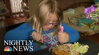 Volunteers Use Meal Train To Help Ease The Burden For Those In Need | NBC Nightly News