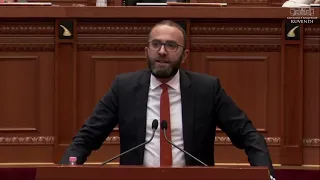 Top Channel/Shkaktoi tensione ne parlament,Bardhi kërkon falje,përballet me Braçen:Gore mbylle gojën