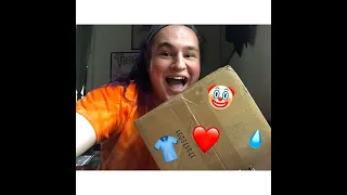 Unboxing Katy Perry Smile Merch #3