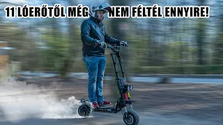 A halál rolleren érkezik