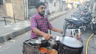 Man Selling Dosa On Cycle For Family || Hardworking Man sells Dosa On Cycle | Indian Street Food