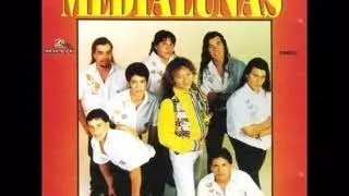 Medialunas - Enganchados