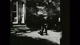 Roundhay garden scene(the oldest surviving film)1888