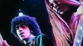 Thin Lizzy -  Johnny The Fox Meets Jimmy The Weed [HQ] '76