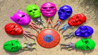 Memberbersihkan Mainan Topeng Avengers Spiderman Captain America Hulk Ghost Raider Black Panter
