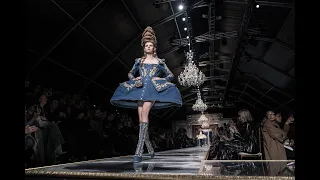 MOSCHINO - FALL 2020 FASHION SHOW