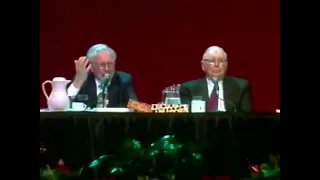 Warren Buffett & Charlie Munger: How to Learn Accounting