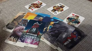 Кого любит Крестовый король -  Червовую даму или Бубновую ♦️♣️♥️🤔