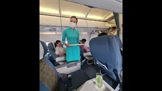 Boarding Vietnam Airlines Business A321
