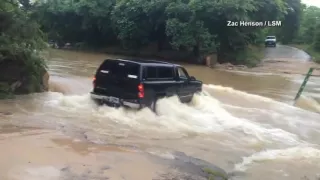 #CAUGHTONCAMERA: Texas driver swept away trying to pass flooded road