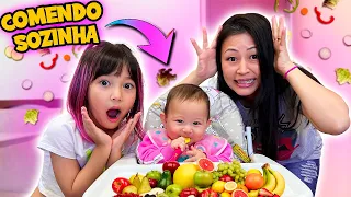 MINHA IRMÃ QUER COMER SOZINHA! E AGORA?! | Yu e Família