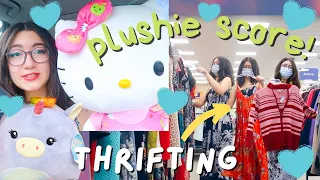 spend the day with me! + shopping/errands/sanrio hunting!