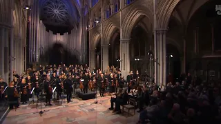 Han-Na Chang conducts Mahler 9