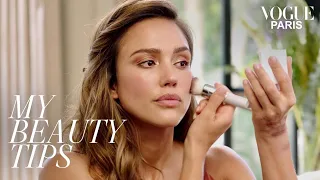 Jessica Alba’s Glamorous Bronzed Makeup Look | My Beauty Tips | Vogue Paris