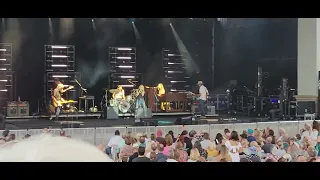 Sheryl Crow - "Live With Me" at The Amp 6/9/2022