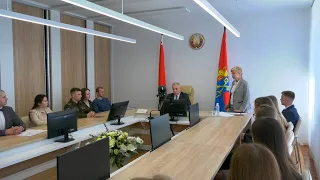 Михаил Орда провел встречу с членами Молодежного парламента Лидского района