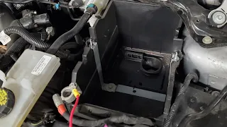 Ford Escape 2014 - 2019 How remove the battery, removing air box sometimes breaks tabs on Box,My way