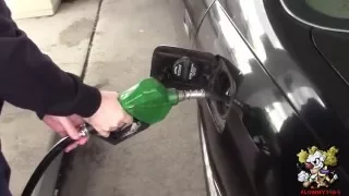 How To Fix A Car Where the Gas Pump Keeps Shutting Off