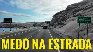 A PERIGOSA ESTRADA DO PACÍFICO NO PERU, DIVIDINDO A PANAMERICANA COM CAMINHOES