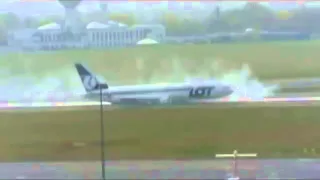 Boeing 767 Emergency Landing Warsaw 2011