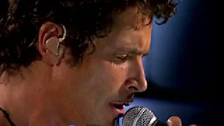 Audioslave - Out of exile (live at AOL Sessions 2005)