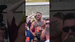 Conor McGregor tirandose los prohibidos y fumandose uno relax En 📍Ibiza - Spain 🇪🇸⚡🔥