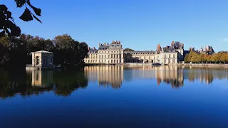 Замок Фонтенбло. Королевский 👑 Дворец. Озеро с беседкой. Парковая зона/Château 👑 📸 de Fontainebleau.