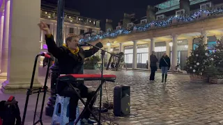 Busking in Covent Garden London | Marry You - Bruno Mars | 7colourfulmind