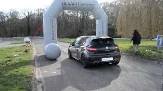 Black Renault IV Clio RS 200 EDC launch control tested Autofans.be