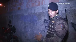 POLÍCIA PERSEGUE CRIMINOSOS EM COMUNIDADE DE MG PARA CONTER O TRÁFICO | LINHA DE COMBATE