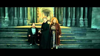 Harry Potter and the Deathly Hallows - Part 2 (Protecting Hogwarts Scene - HD)