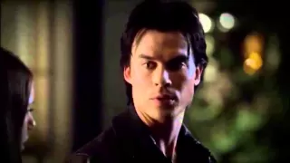 The Vampire Diaries 3x10 Damon embrasse Elena FRANCAIS