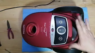 Как разобрать пылесос Philips FC9174 (Нидерланды)