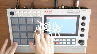 Boom Bap Hip-Hop Finger Drumming Technique on Akai MPC Live II Retro