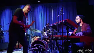 Eric Gales Fires up the Funk
