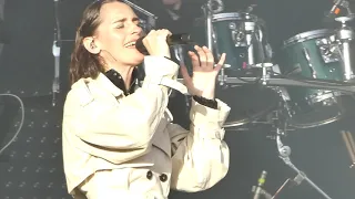 YELLE - J'VEUX UN CHIEN - LES VIEILLES CHARRUES - CARHAIX - 18 07 2021