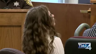 Slender Man suspect Anissa Weier describes stabbing