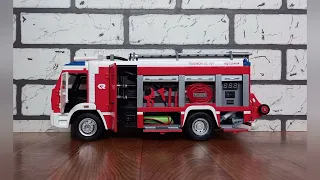 пожарная автоцистерна камаз-rosenbauer АЦ 3,2-40/4 в масштабе 1:24 с герметичной емкостью