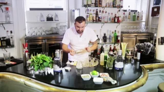 Chefe Ljubomir Stanisic com Gin Mare