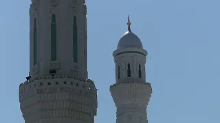 minaret mešity Hazrat Sultan v Astaně