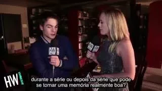 Dylan Sprayberry interview for Hollywire Tv (legendado)