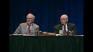 Bill Ackman Asks Charlie Munger And Warren Buffett How To Analyze Financial Statements