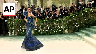 Zendaya makes grand entrance at 2024 Met Gala