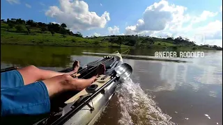 Caiaque Barracuda com motor Hidea 3HP com Hidrófolio, andando pela primeira vez. Top demais!