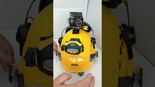 Каска Petzl Vertex Vent c "обвесом"