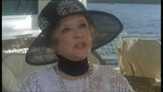 Bette Davis and Maggie Smith in 'Death on the Nile (1978)'